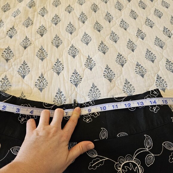 Skirt - Picture 4 of 11